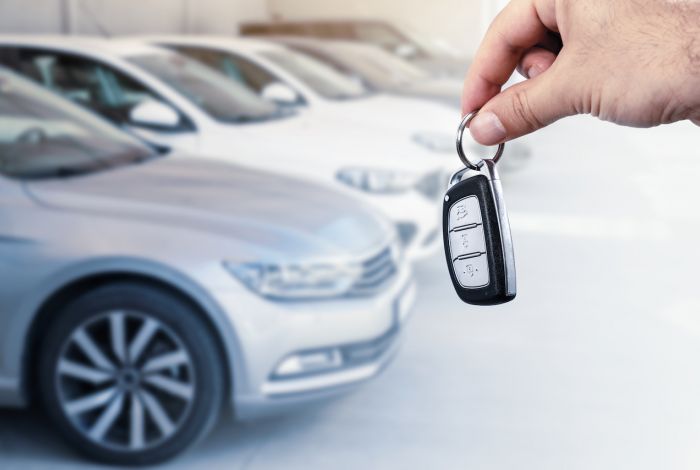 As a member of the ICAEW, should I choose a company car allowance